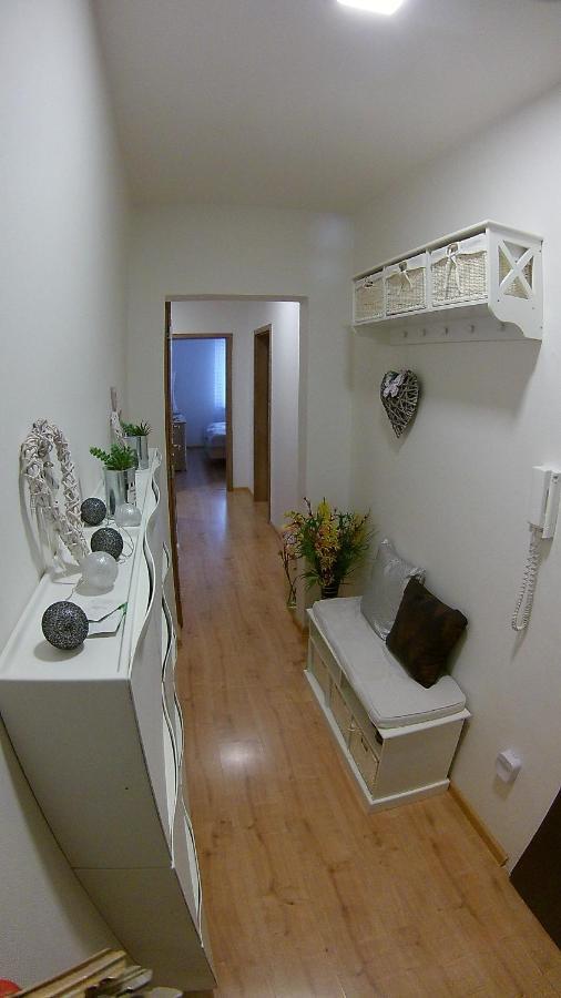 Apartman Barborka Daire Znojmo Dış mekan fotoğraf